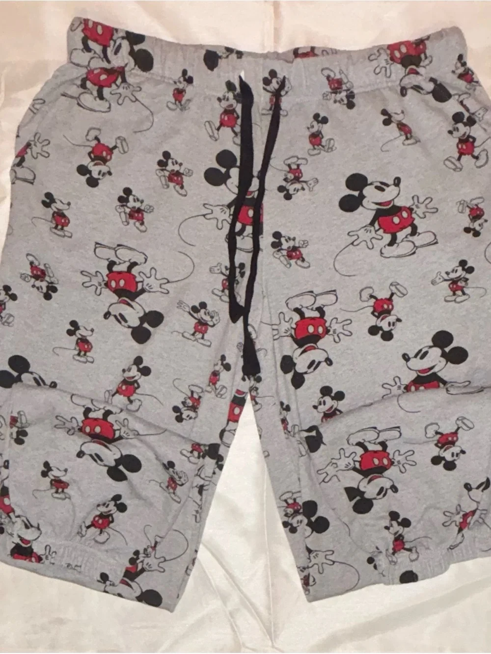 Disney Women’s/Unisex Gray Mickey Mouse Print Pajama Set - Red & Black Size M - Picture 6 of 8